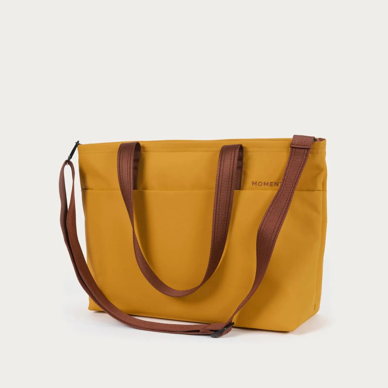 Everything Tech Tote 19L