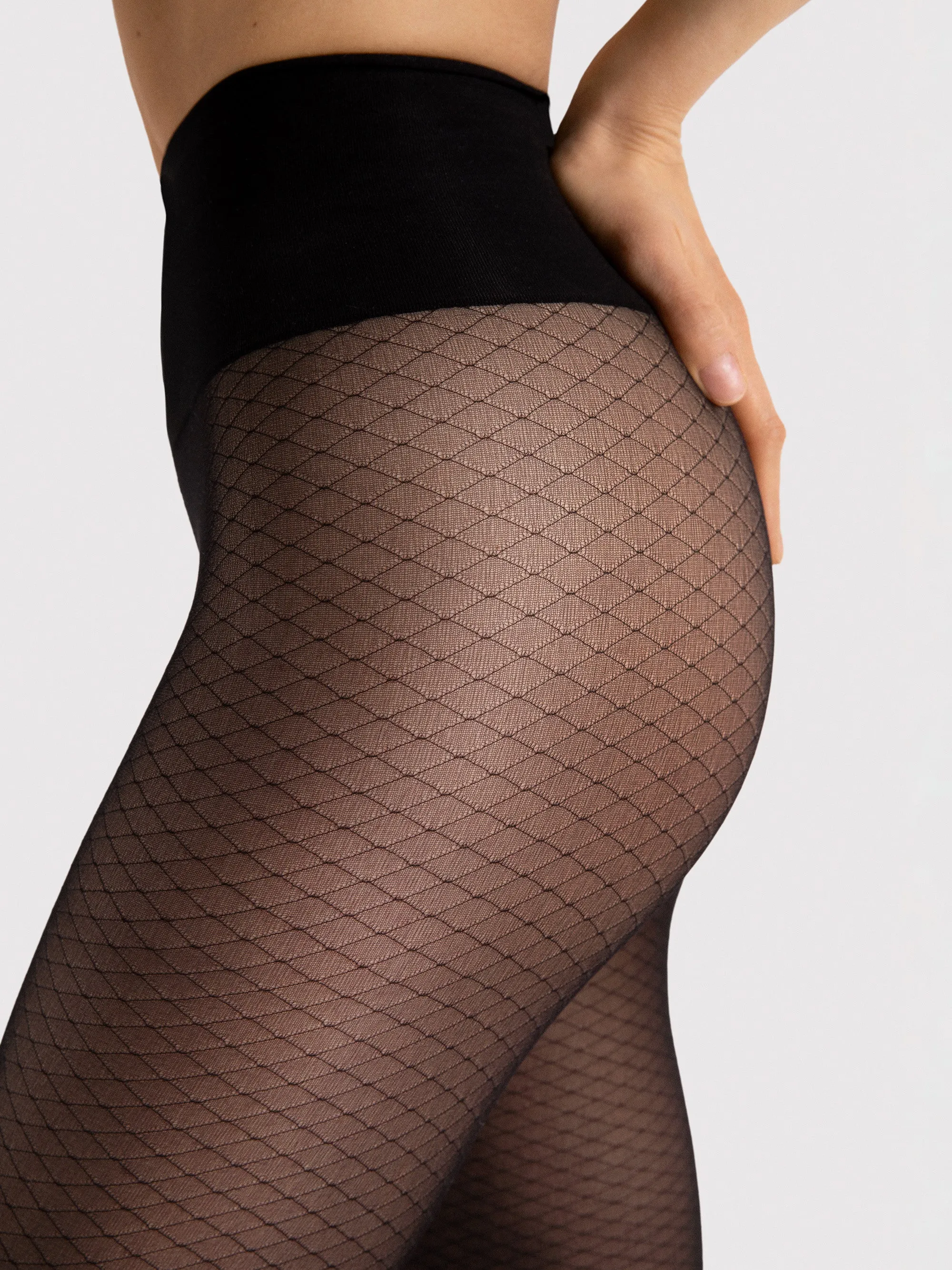 FiORE Sierra 20 Denier Fishnet Patterned Control Top Tights