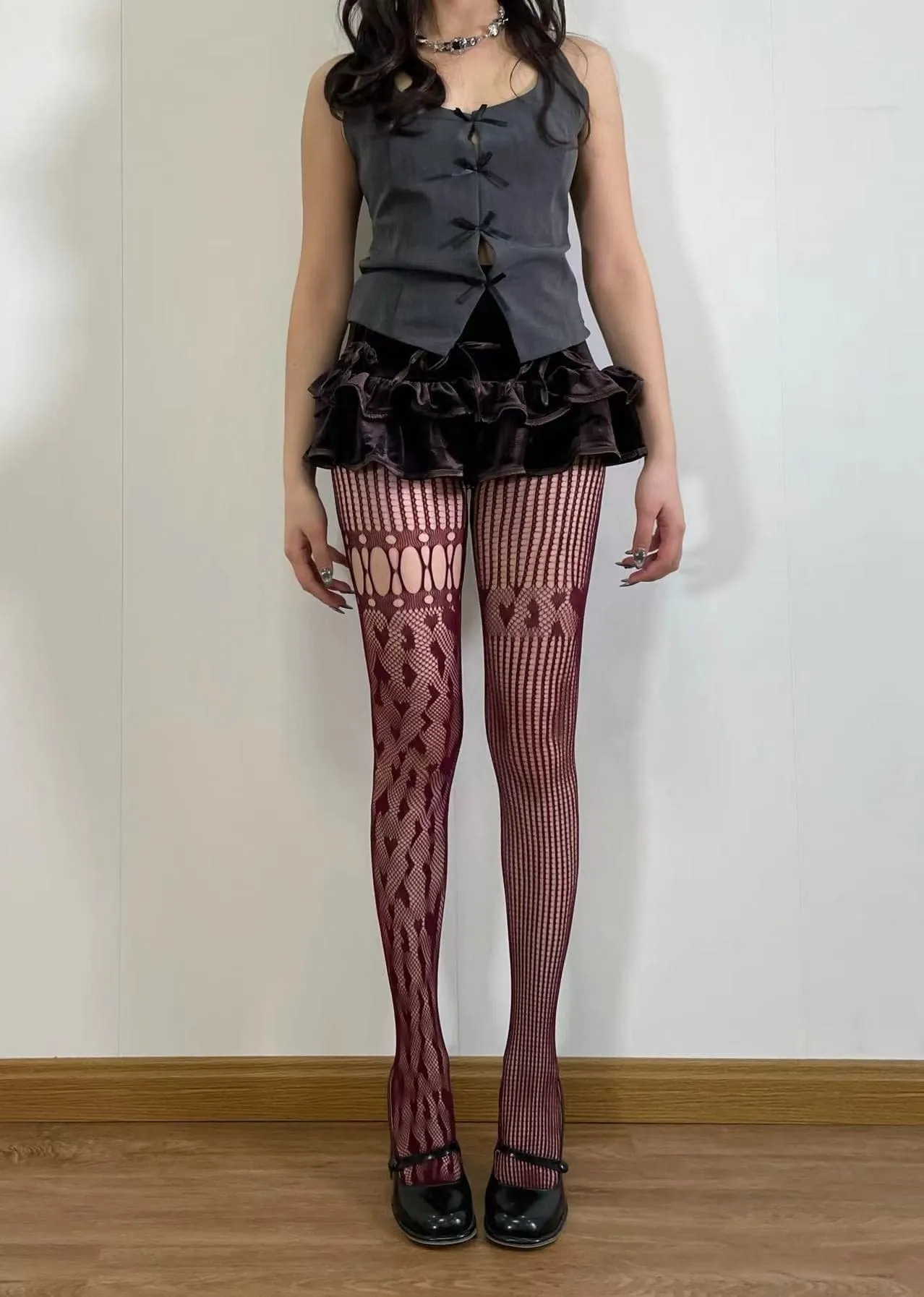 Heart pattern hollow out fishnet asymmetrical tights