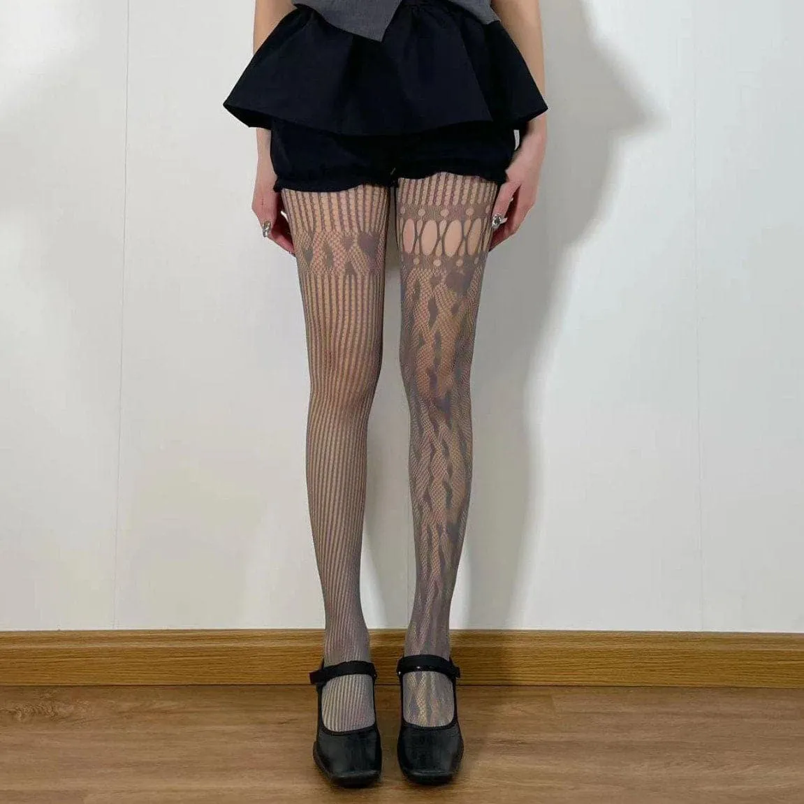 Heart pattern hollow out fishnet asymmetrical tights