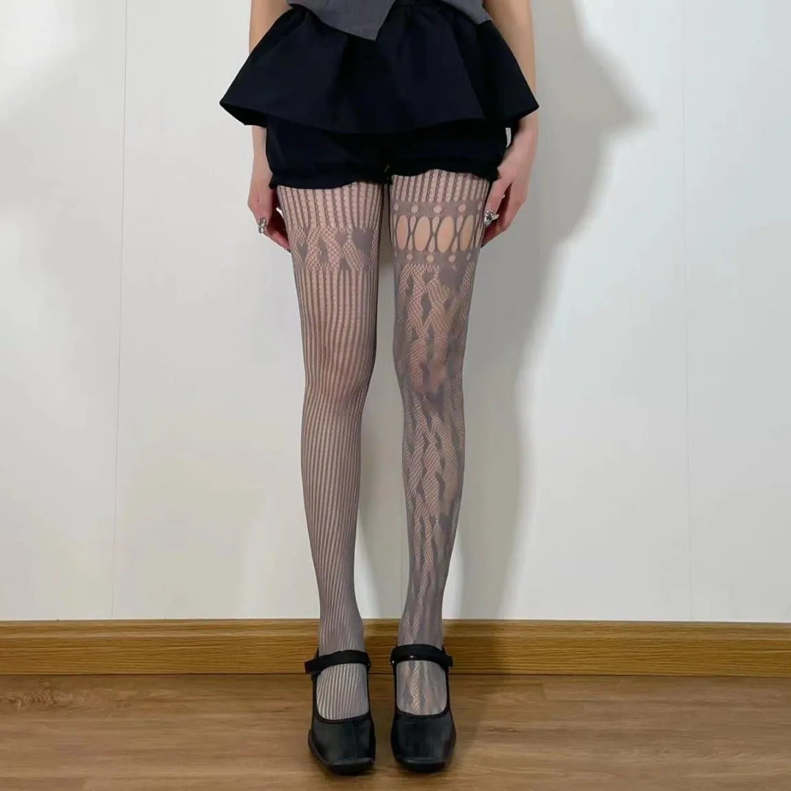 Heart pattern hollow out fishnet asymmetrical tights