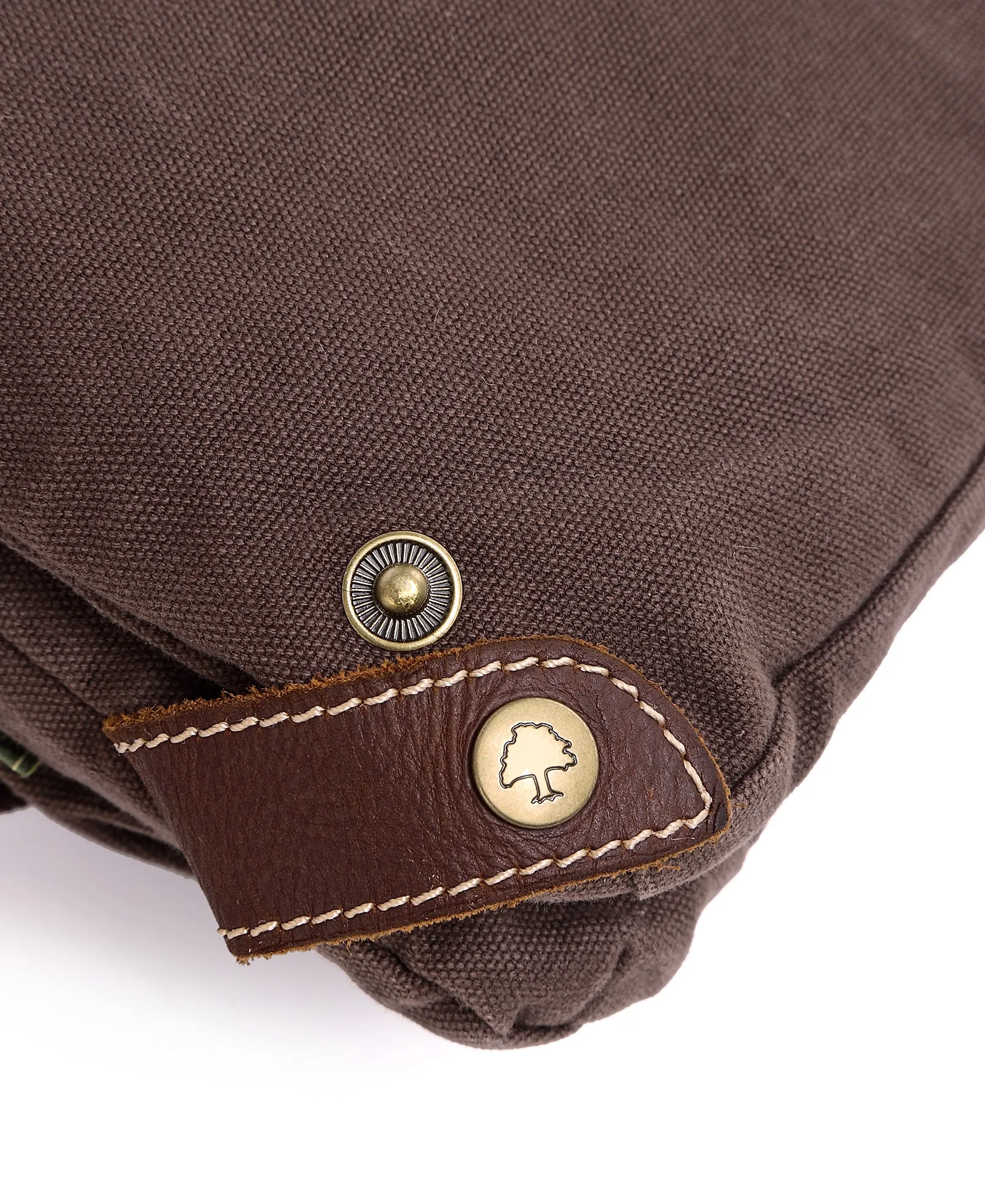 Oak Hill Crossbody