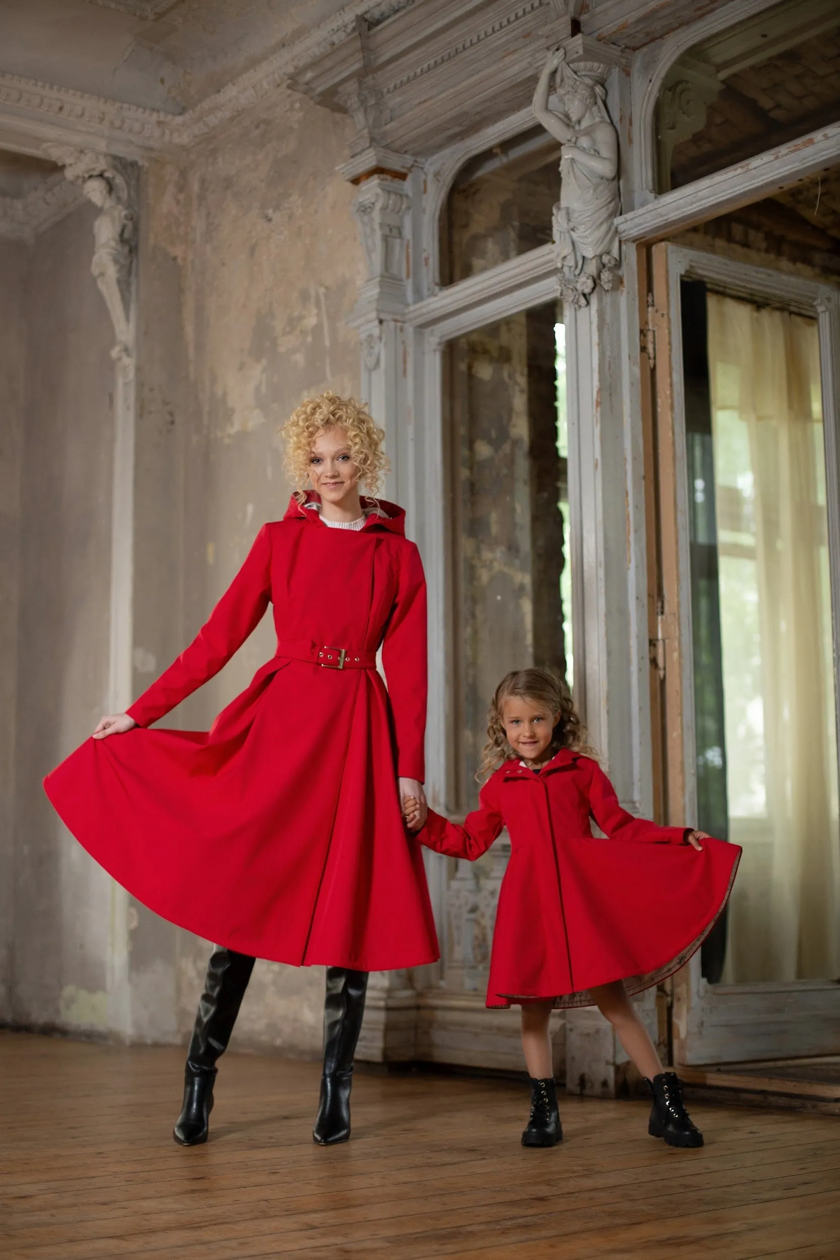 Queen of Hearts Raincoat Red